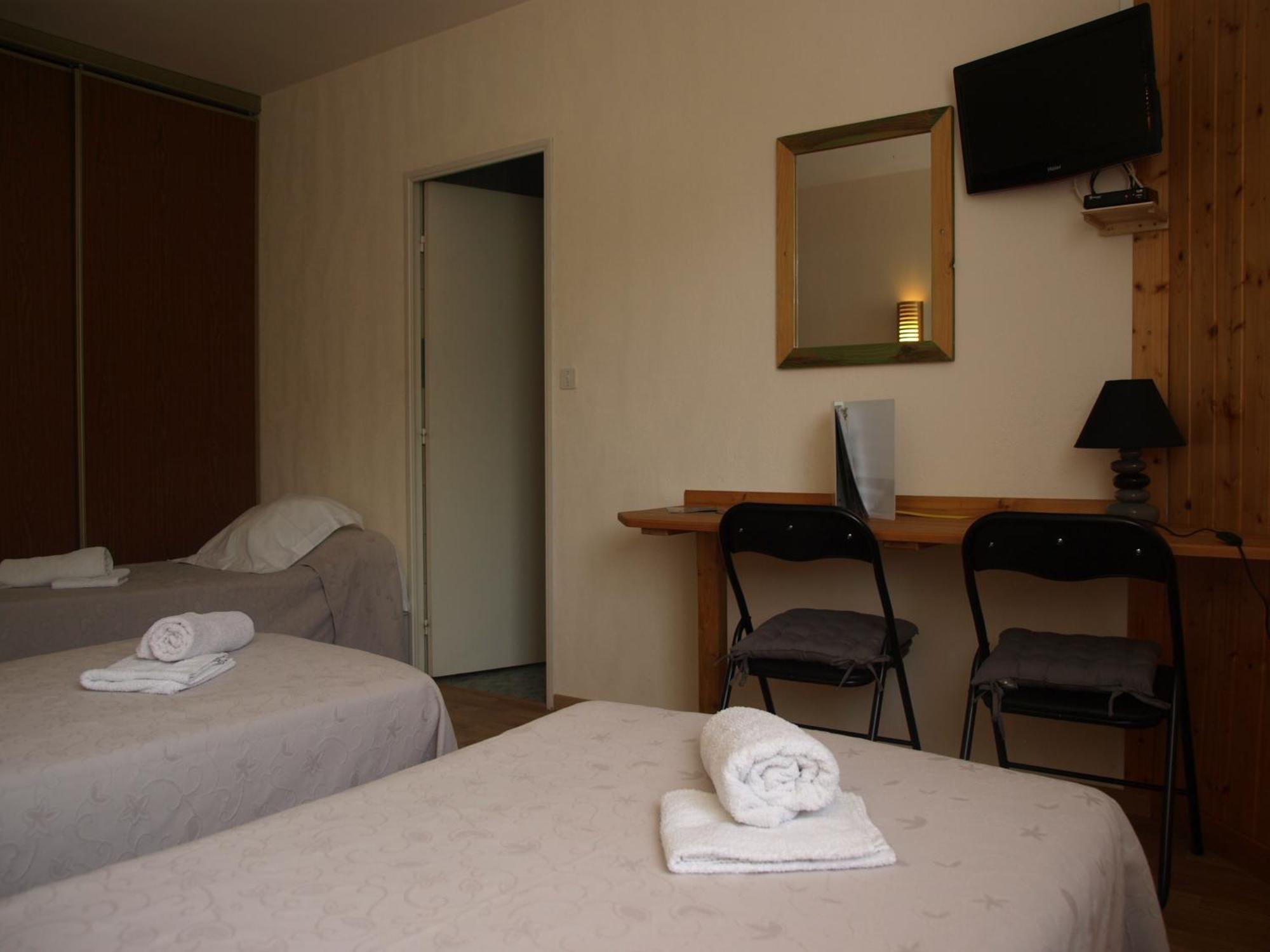 Hotel Complexe Les 4 Saisons Oust Zimmer foto