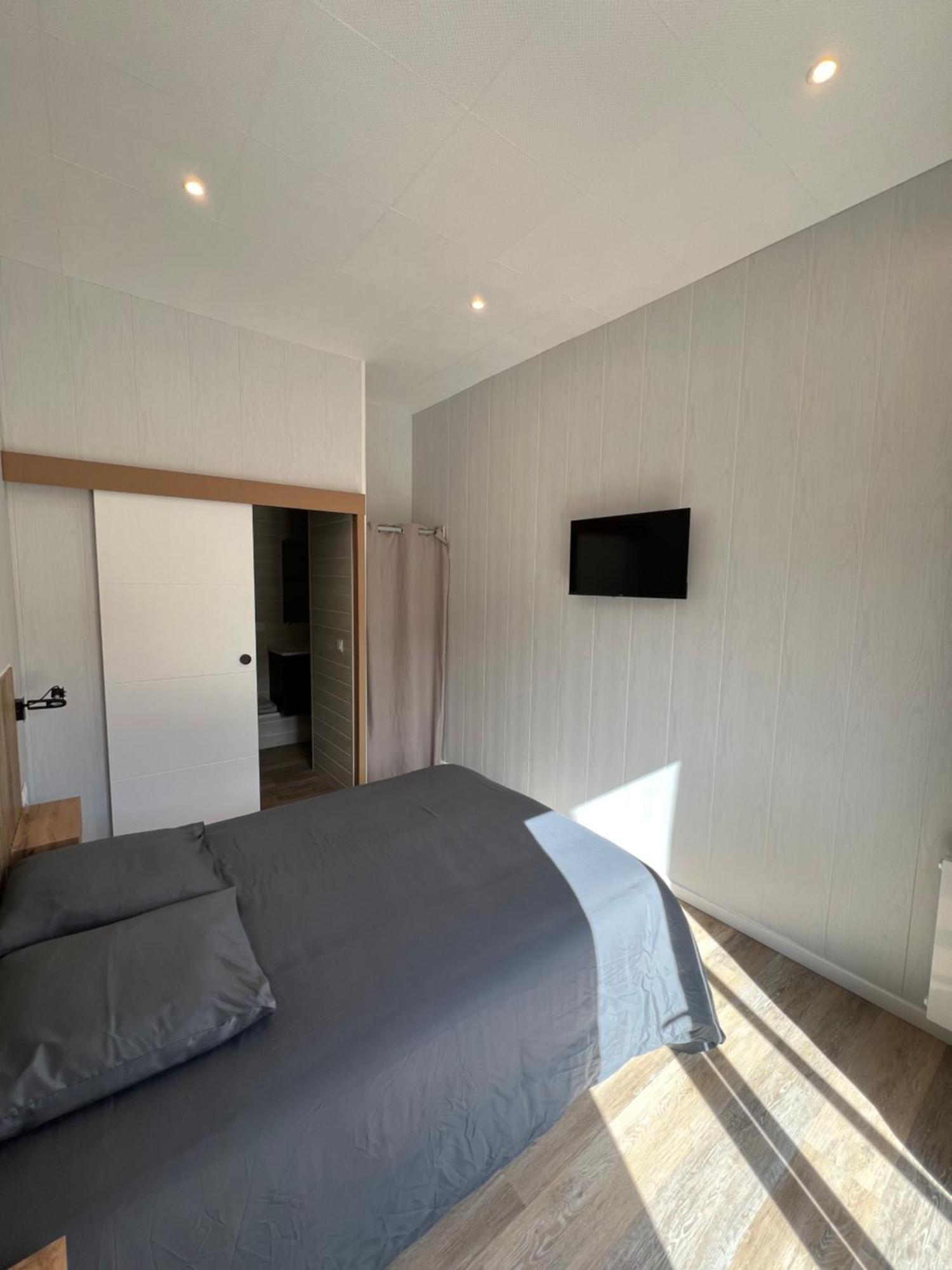Hotel Complexe Les 4 Saisons Oust Zimmer foto